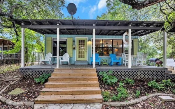 Lake LBJ Waterfront Homes